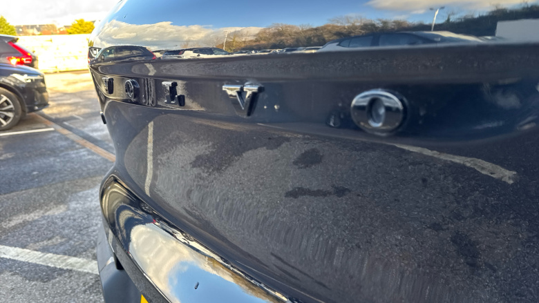 Volvo XC40 2.0 B4P Ultra Black Edition 5dr Auto Petrol Estate